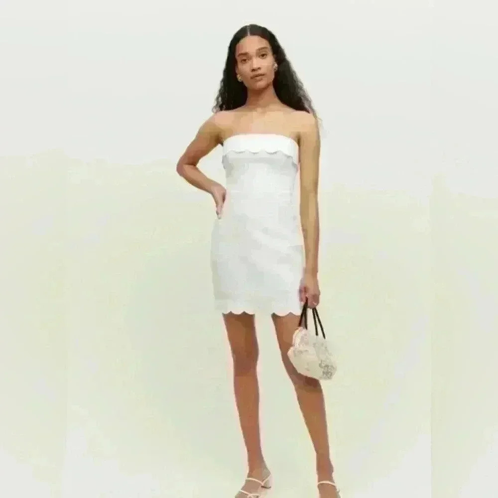 Reformation Isles White linen strapless mini dress, scallop edge, Worn Once